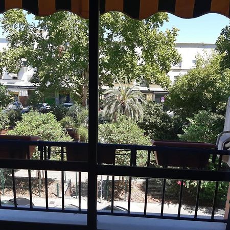 Acogedor Apartamento En Pleno Corazon De Triana Siviglia Esterno foto