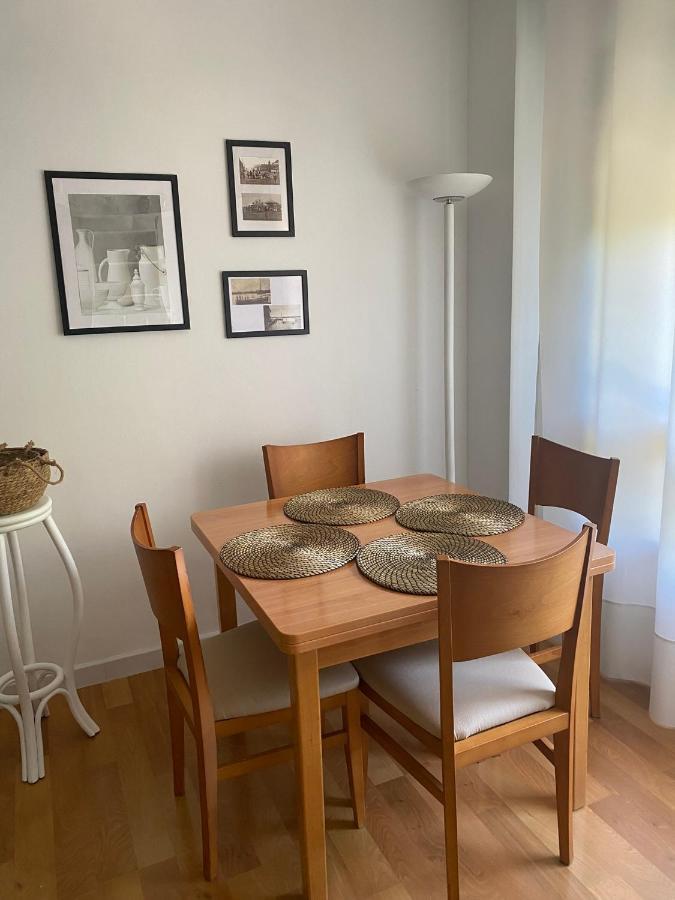Acogedor Apartamento En Pleno Corazon De Triana Siviglia Esterno foto