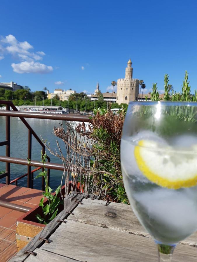 Acogedor Apartamento En Pleno Corazon De Triana Siviglia Esterno foto