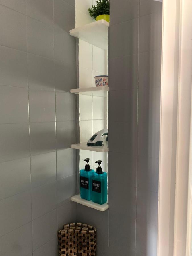 Acogedor Apartamento En Pleno Corazon De Triana Siviglia Esterno foto