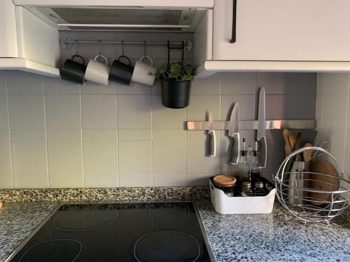 Acogedor Apartamento En Pleno Corazon De Triana Siviglia Esterno foto