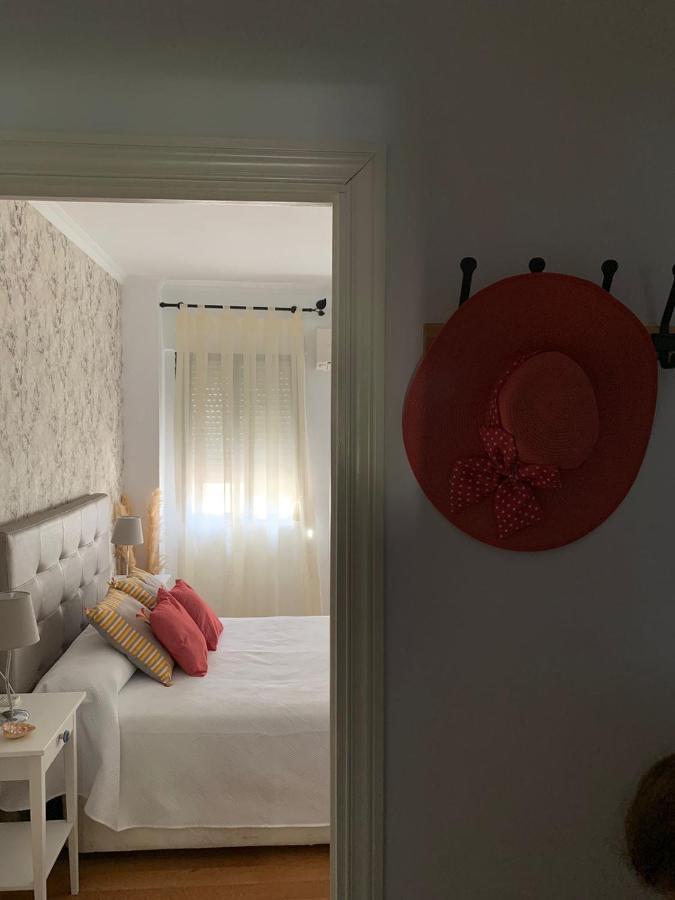 Acogedor Apartamento En Pleno Corazon De Triana Siviglia Esterno foto